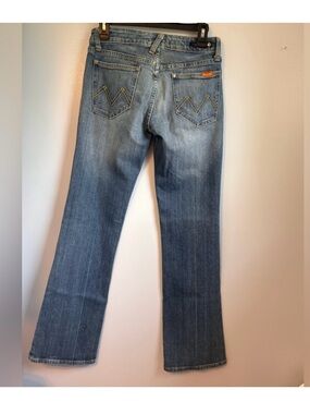 Vigoss Medium Wash Jeans